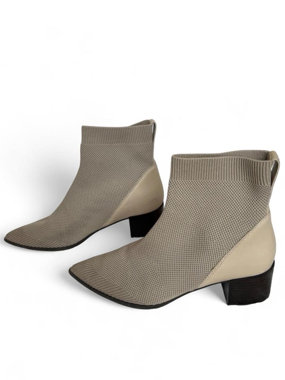 Everlane Oatmeal - Off White Knit Pointed-Toe Ankle Boots Size 8